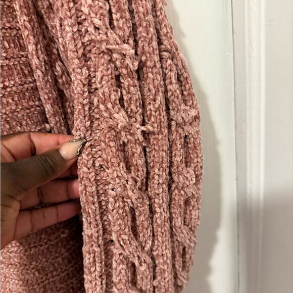 Fashion Nova Lounge Crop Top and Shorts Set - Picture 13 of 14